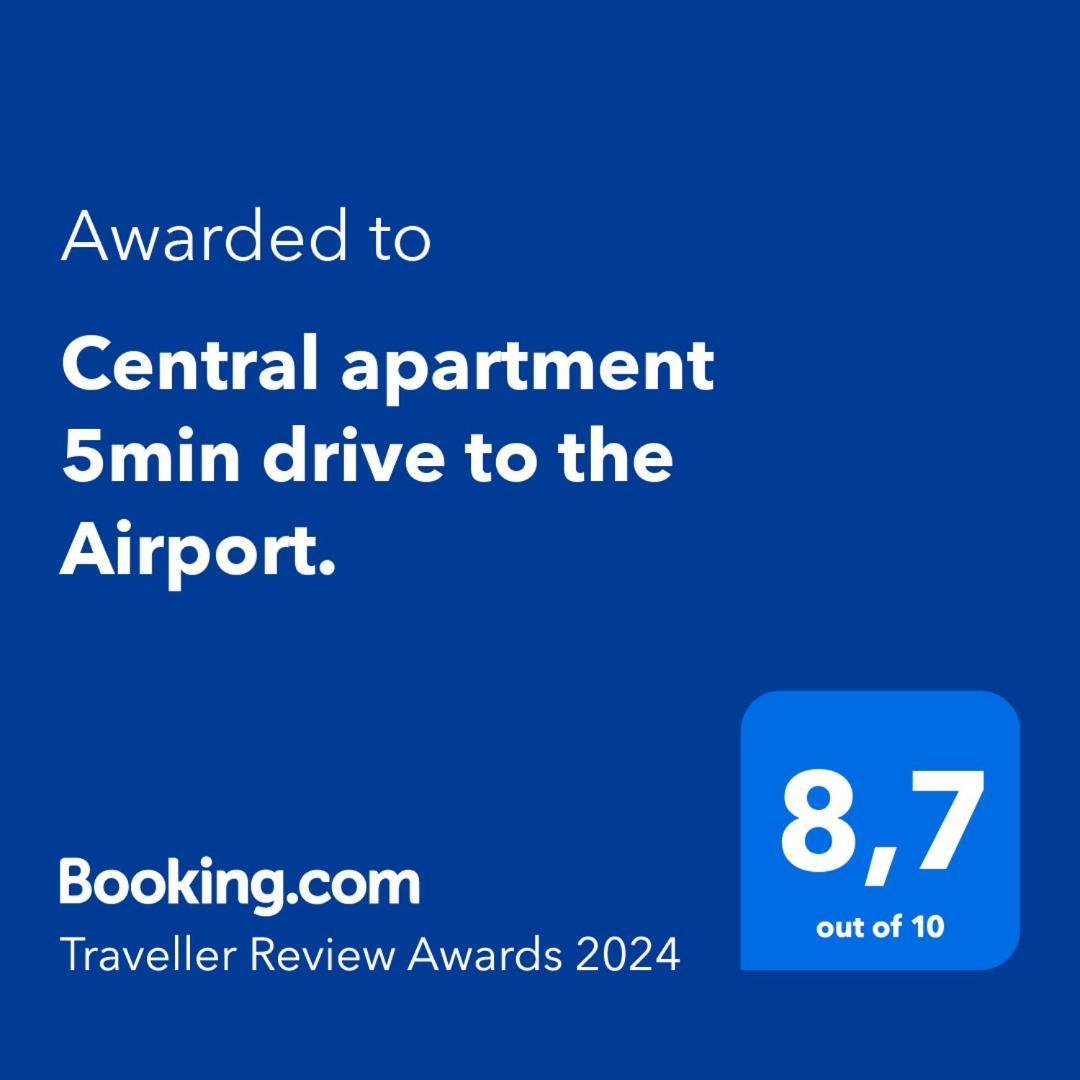 Central Apartment 5Min Drive To The Airport. Estocolmo Exterior foto
